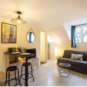 Sttudio Champs Elysées Appartement