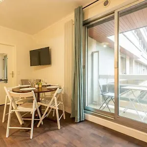 Proche Champs Elysees Apartamento