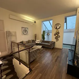 Les Champs Elysees-125m2 Modern And Spacious Appartement